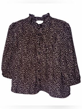 Jun & Ivy - Darling Black and Cream Ruffle Neck Button-Down Blouse